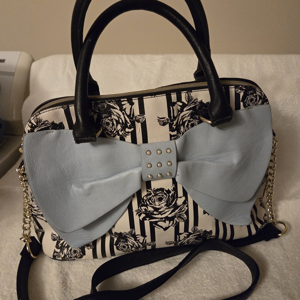 Betsey Johnson Striped Floral Satchel Crossbody with Blue Bow Preloved - Picture 5 of 16